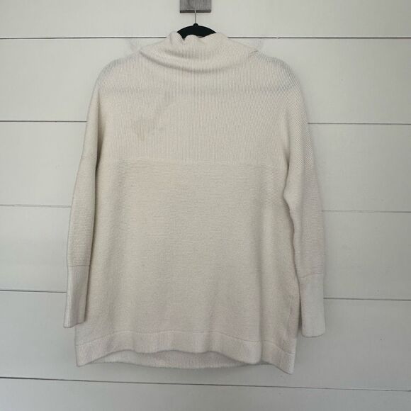 Free People Women’s Extra Small Cream Ottoman Sweater Pullover Fall Winter - Picture 5 of 6